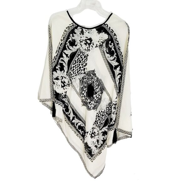 LM Beach Other - LM Beach Womens White Slit Sleeve Bathing Suit Cover Up Tassel Size‎ S NWT
